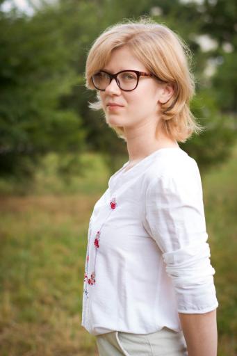 Anna, először a kamera előtt képe