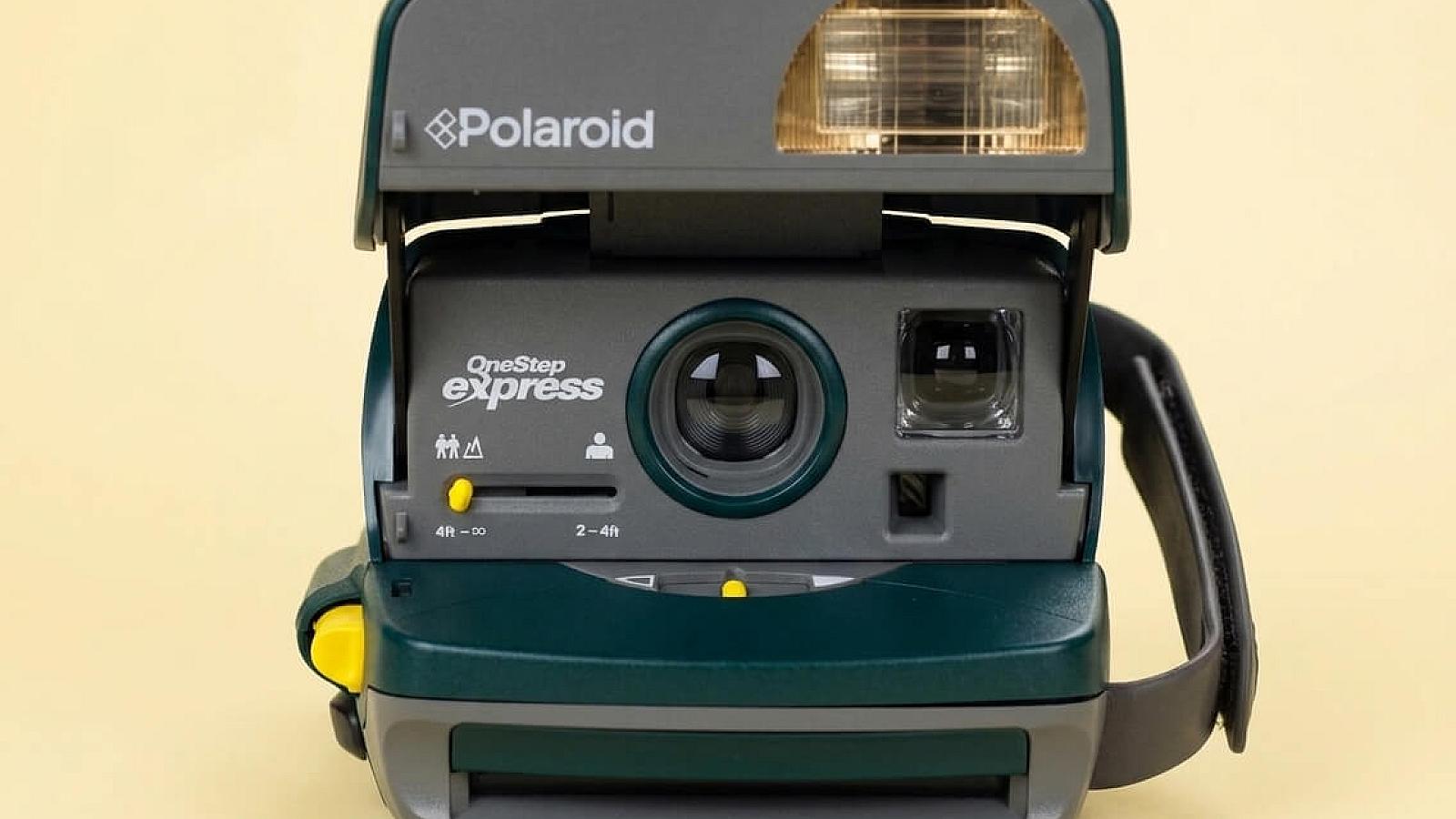 A Polaroid világa ma is él, csak meg kell várni, amíg előhívja magát