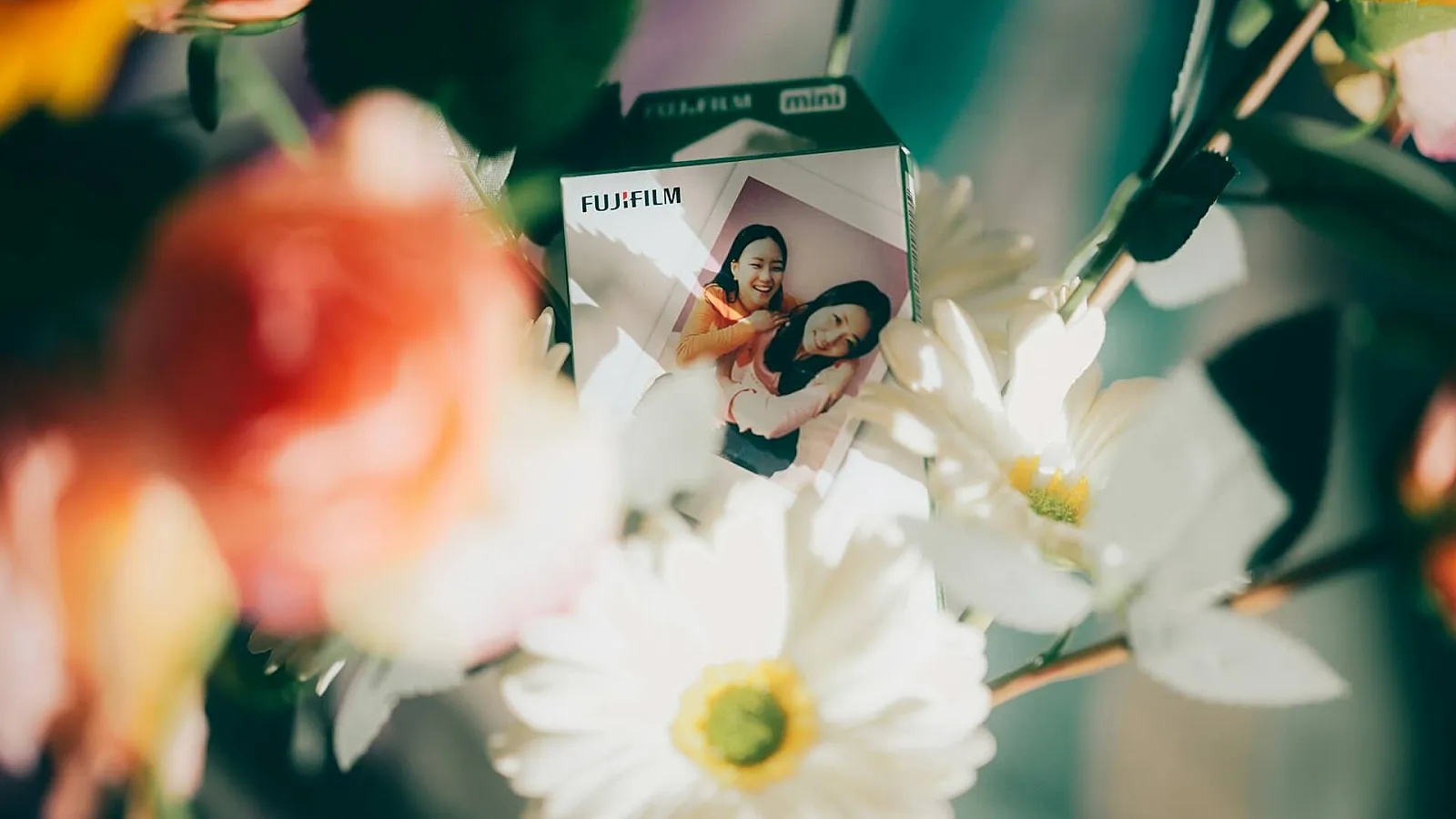 Az Instax története I. rész - A Polaroid árnyékától a saját birodalomig